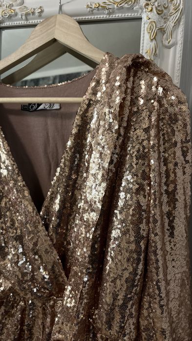 Комбінезон з паєтками