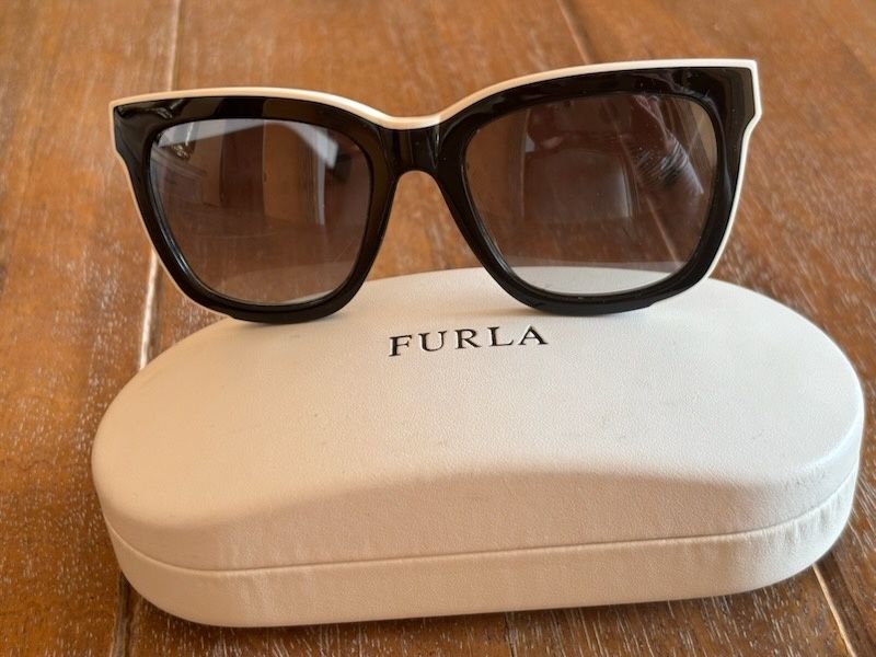 Okulary  Furla przeciwsłoneczne nowe