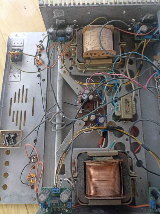 Продам підсилювач