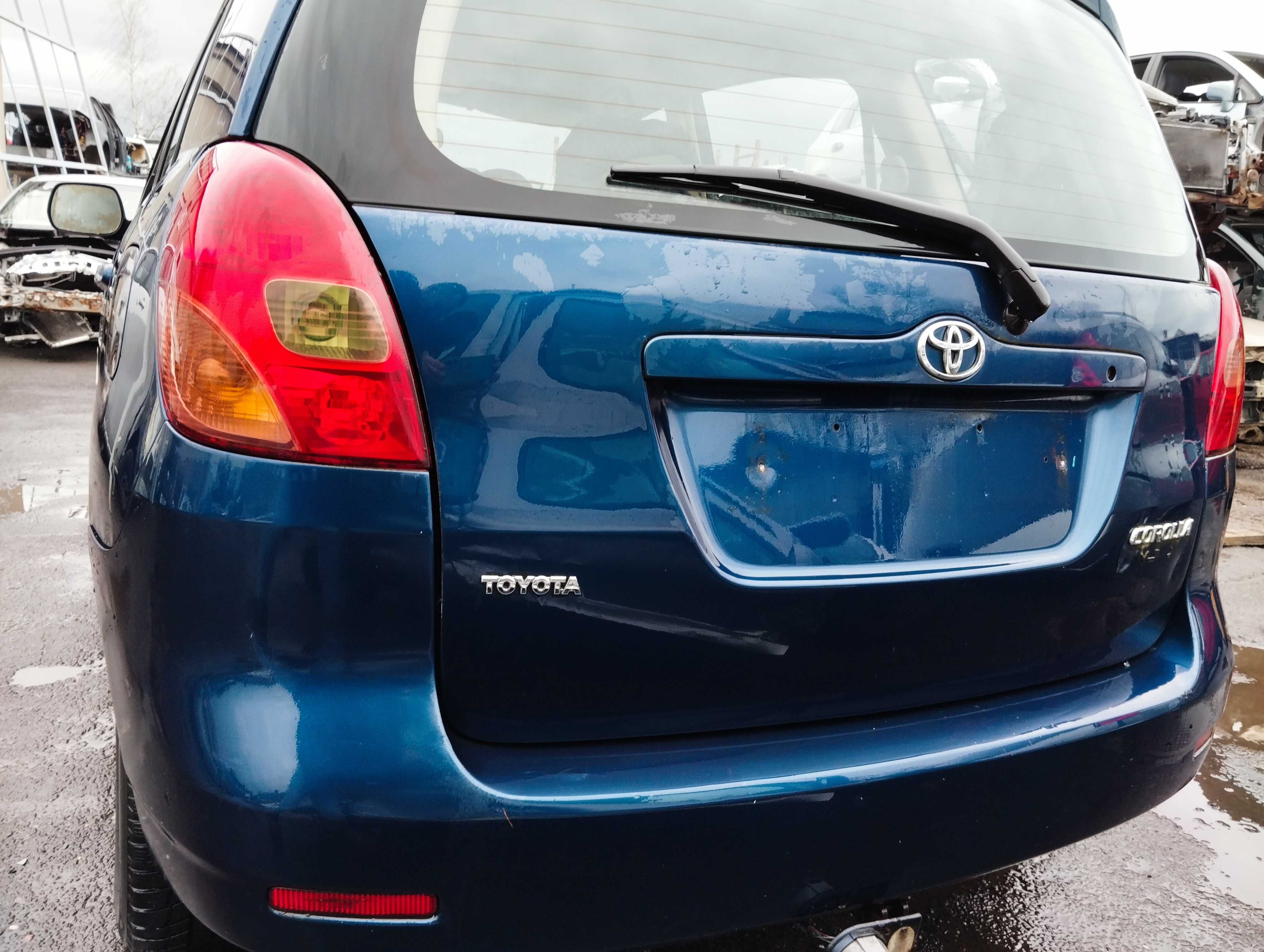 Toyota Corolla Verso 2.0 D4D 2002r.Zderzak tylny.