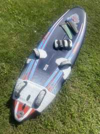 Starboard Isonic 97 + 2 fin carbon 36cm, 2 strapy, Pro podkładki S4LT