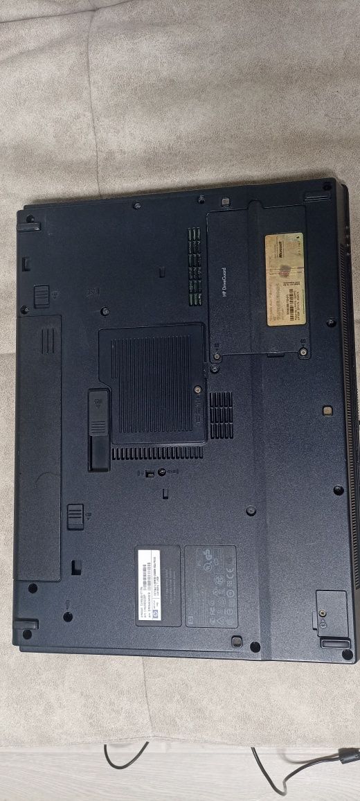 Ноутбук hp6715b на запчастини. 2гб, 120hdd