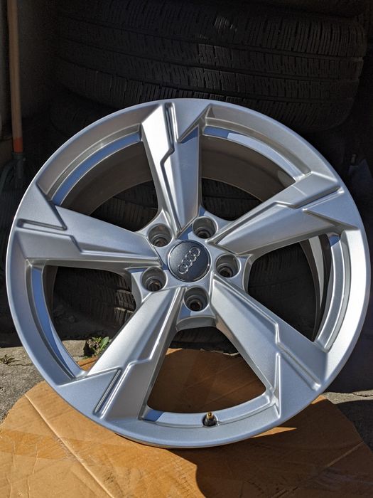 Шикарні диски R18 AUDI A6 Allroad Q5 VW Passat B8 Alltrack Tiguan
