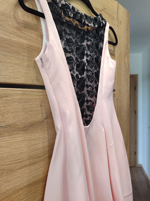 Piękna sukienka na komunię, wesele czy inną okazję r. 36