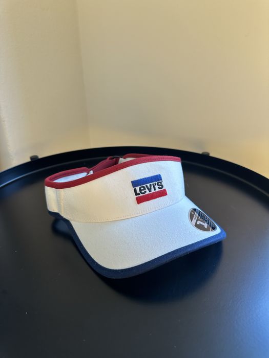 Нова кепка-візор Levi’s | Оригінал