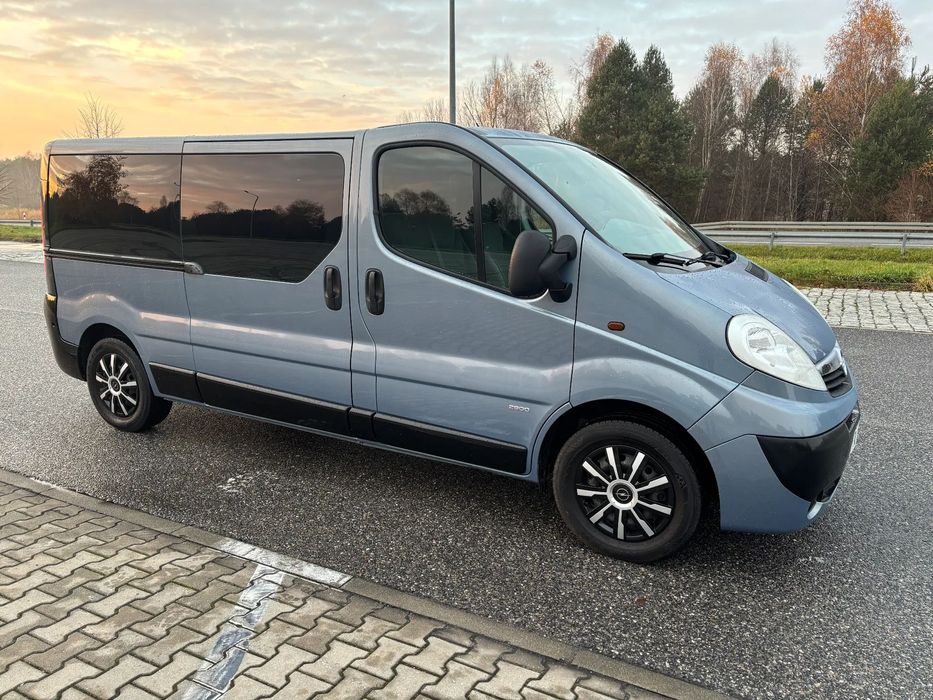 Opel Vivaro Long 9-osobowy Idealny stan