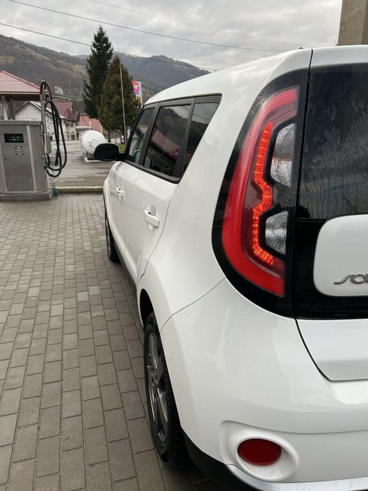 KIA Soul EV 2015 року