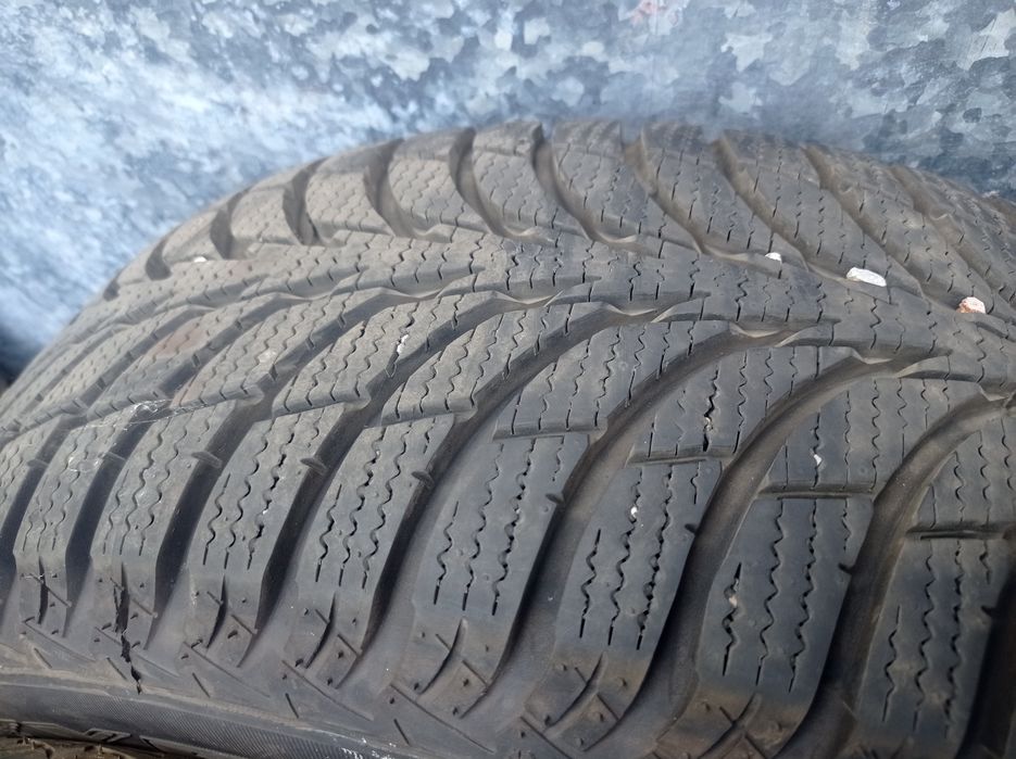 Покришки Goodyear ultra ice+ 215/65/r16 98t