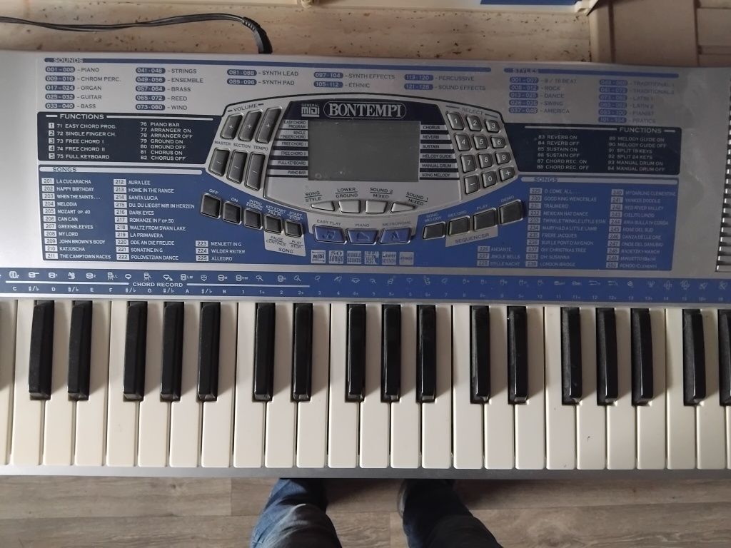 Organy keyboard Stan bdb 61 klawiszy