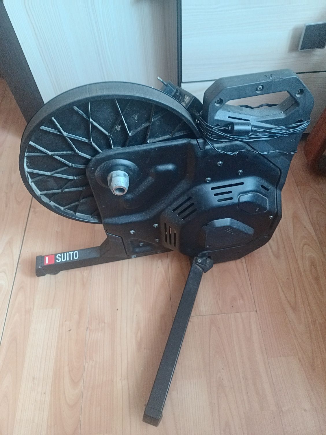 Trenażer suito elite + kaseta