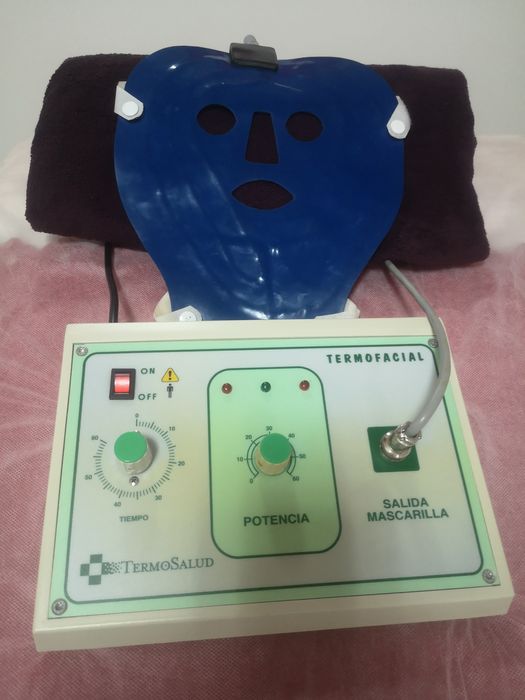 Equipamento com Máscara Termofacial marca Termosalud