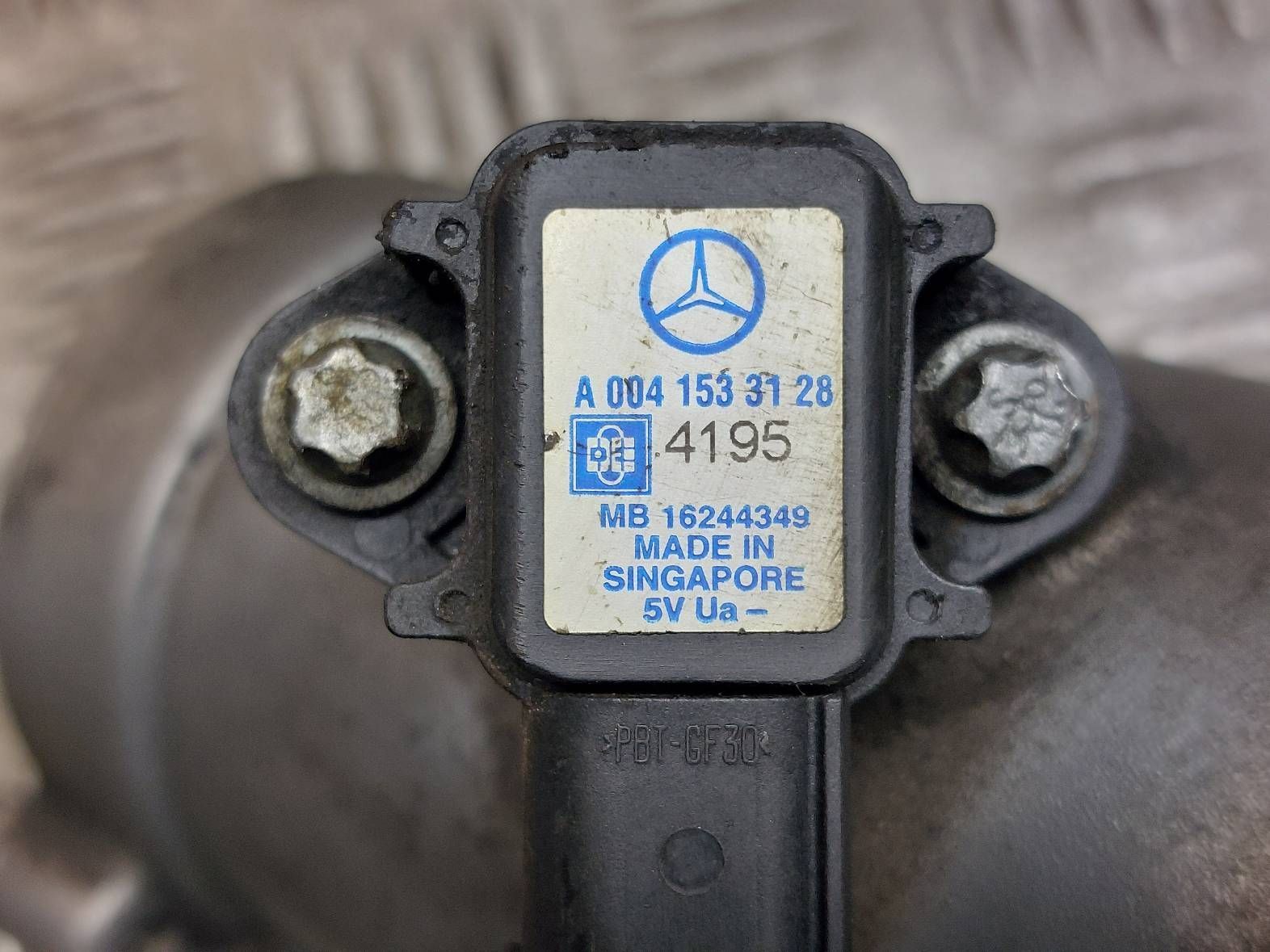 CHŁODNICZKA SPALIN EGR + ZAWÓR MERCEDES W220 S320 3.2 CDI 6130980117