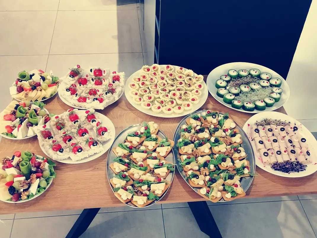 Kucharz do wynajęcia wraz z obsługą ( Catering )