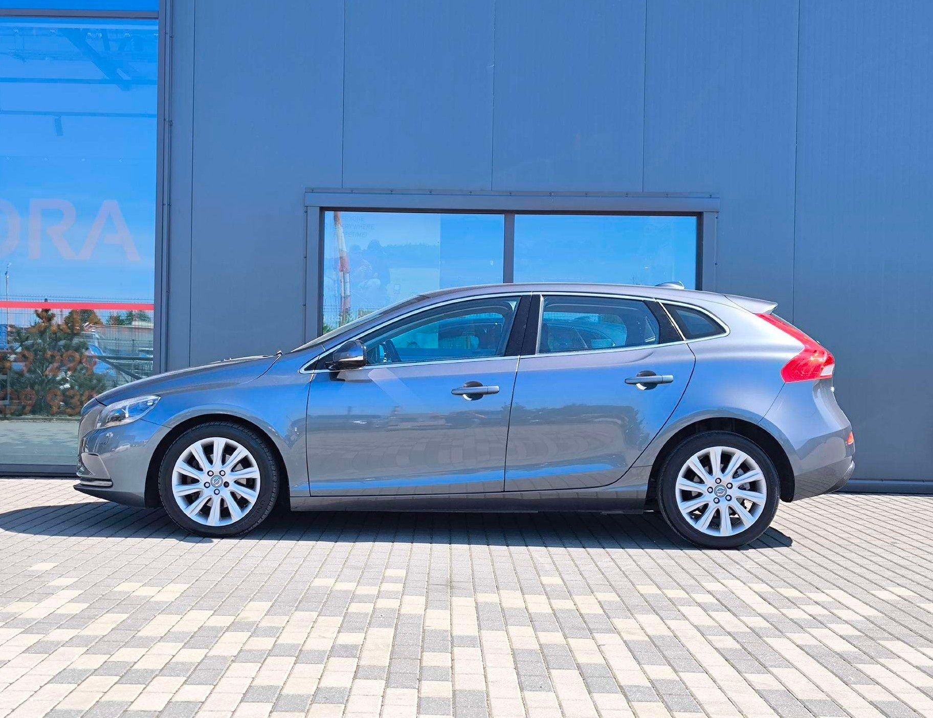 Volvo V40 2014 1.6