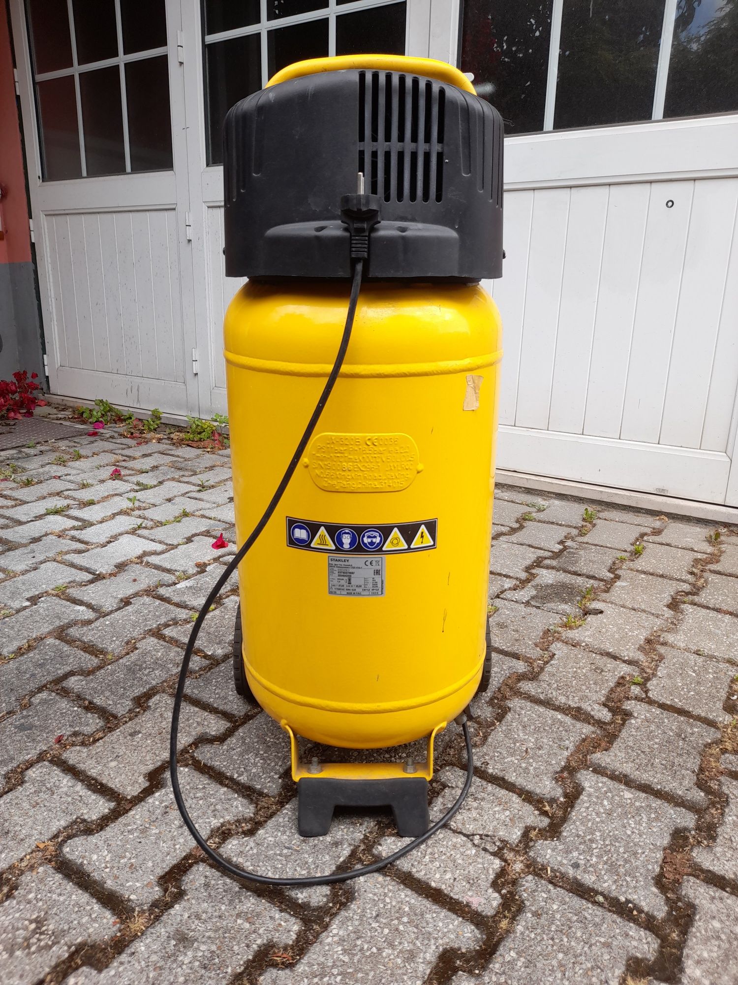 Compressor Stanley Vertical 50L