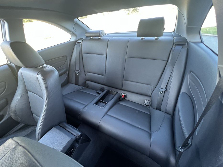 BMW Série 1 Coupé 120d E82 – 2009