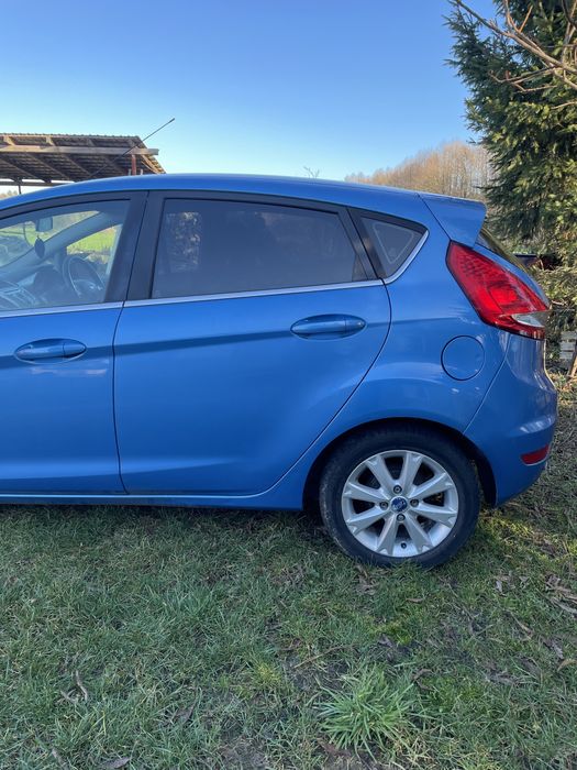 Ford fiesta mk7 cała na czesci w 3 kolorach