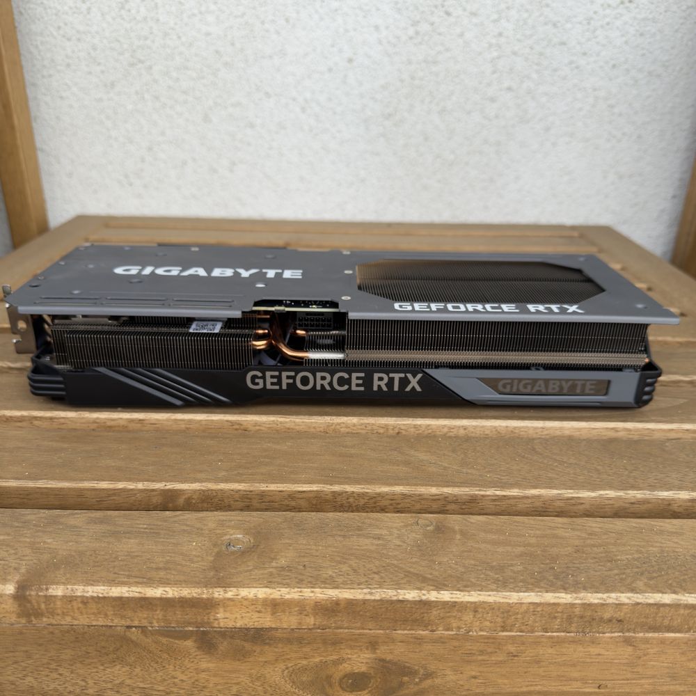 Placa Gráfica Gigabyte RTX 4070 Ti Gaming OC 12G