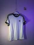 Adidas вінтажна футболка