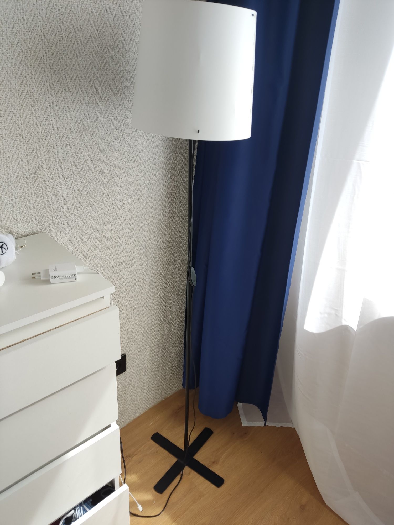 Lampa stojąca ikea