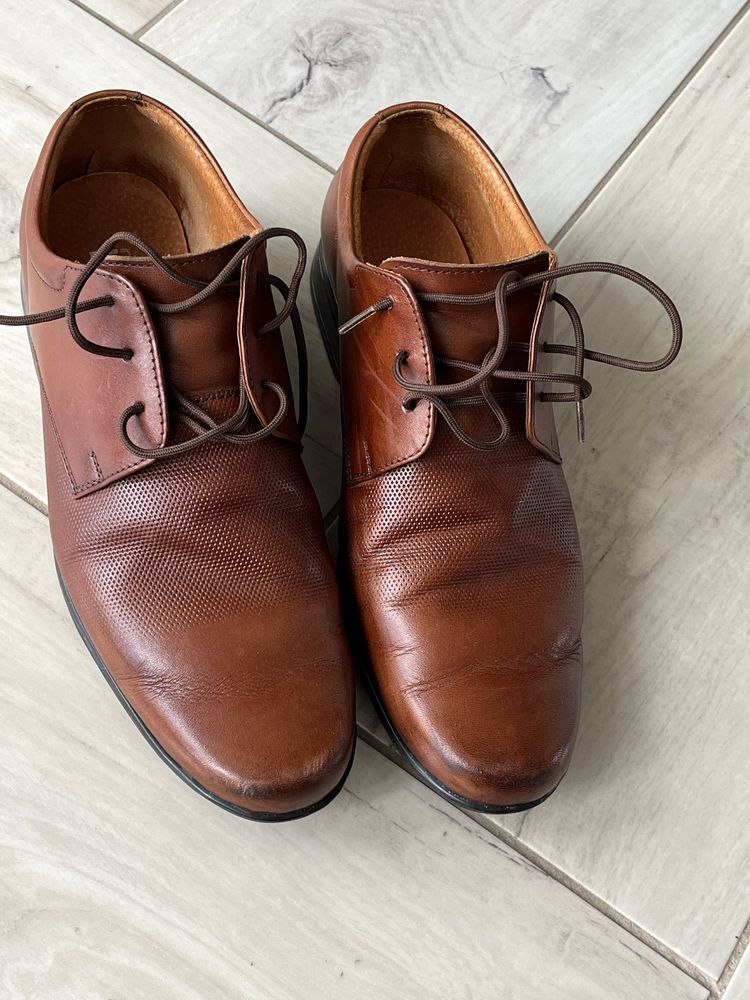 Buty skórzane komunijne  eleganckie