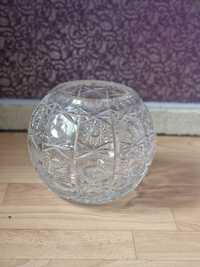 kula wazon podobna do kryształu