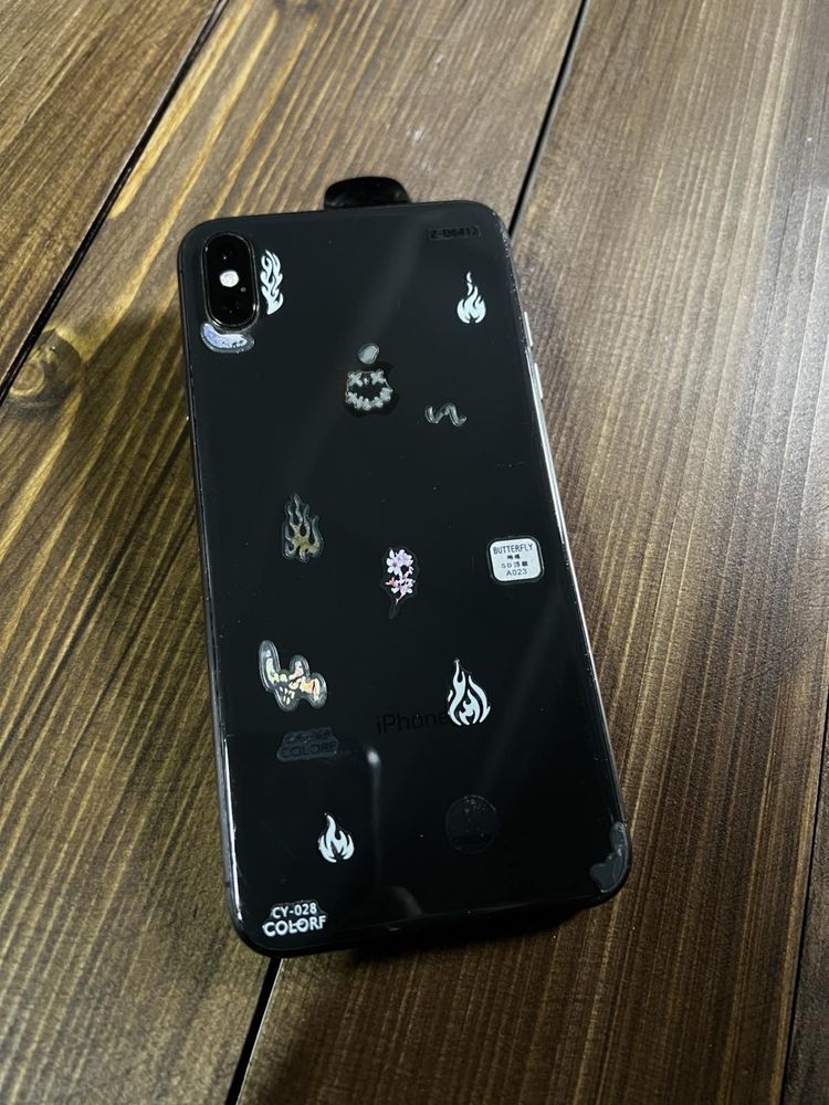 Продам айфон Xs Max