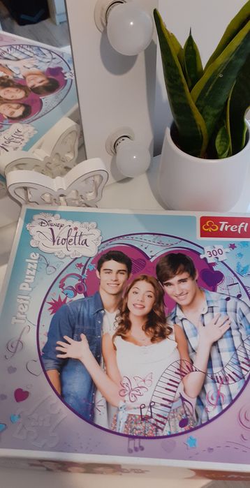 Puzzle Trefl Disnay Violetta 300