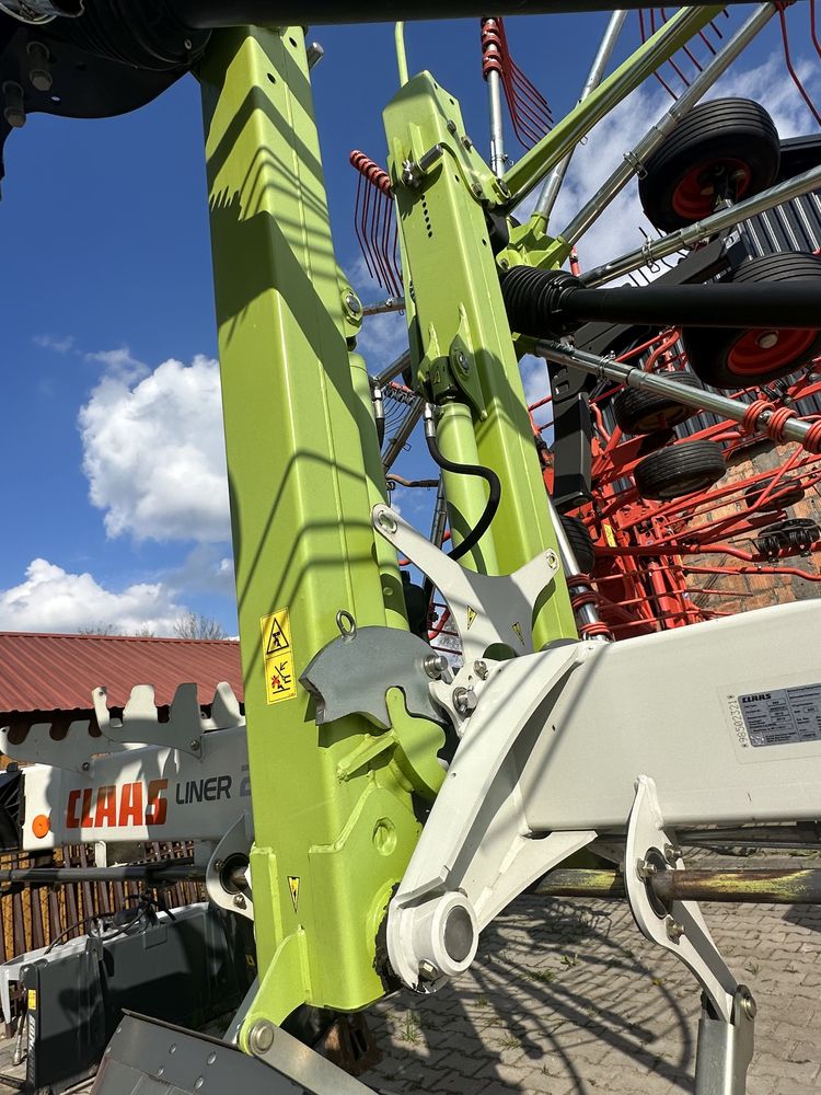 Zgrabiarka karuzelowa Claas Liner 2600 igla ( liner 880)