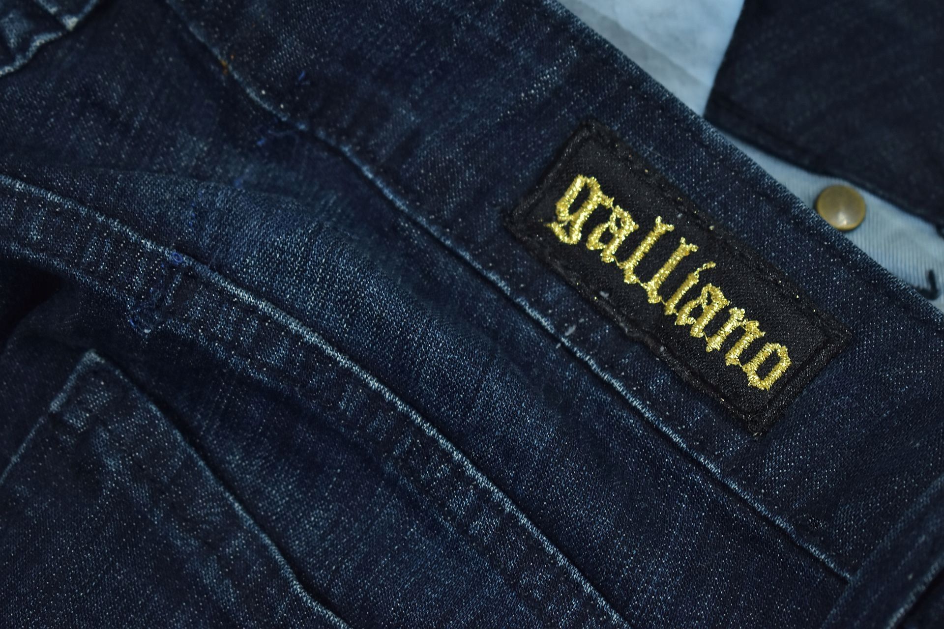 GALLIANO Damskie Spodnie Premium Jeansy / 28