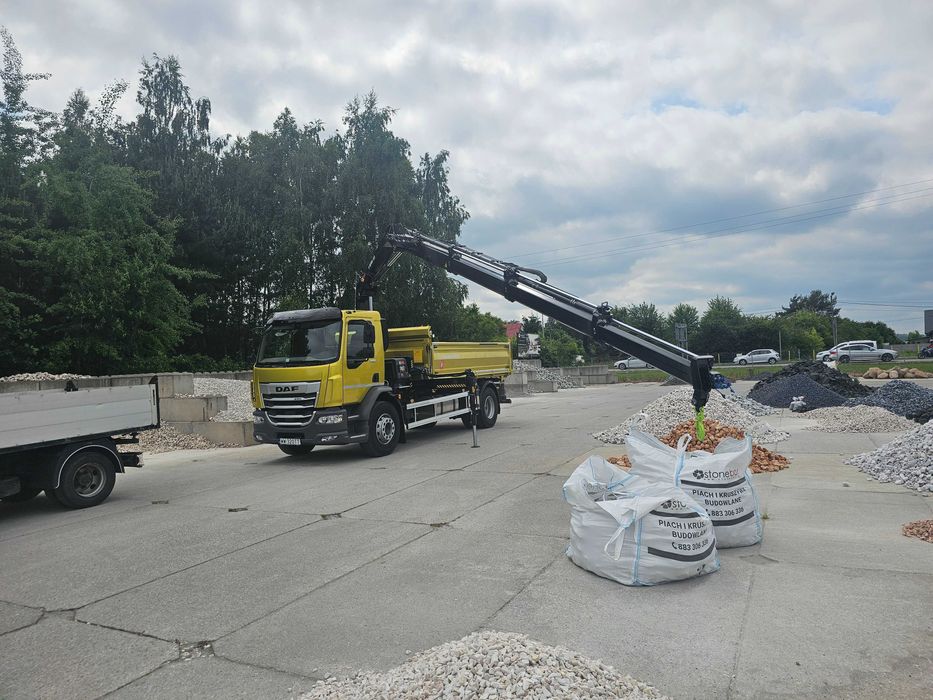 Usługi transportowe – wywrotka 3-stronna z HDS | Cała Polska