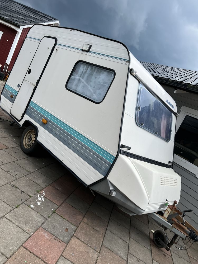 Przyczepa kempingowa Cabby de Luxe 532 Ctr 1985 rok