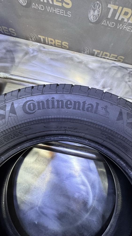 Шини колеса 215.65.15с Continental
