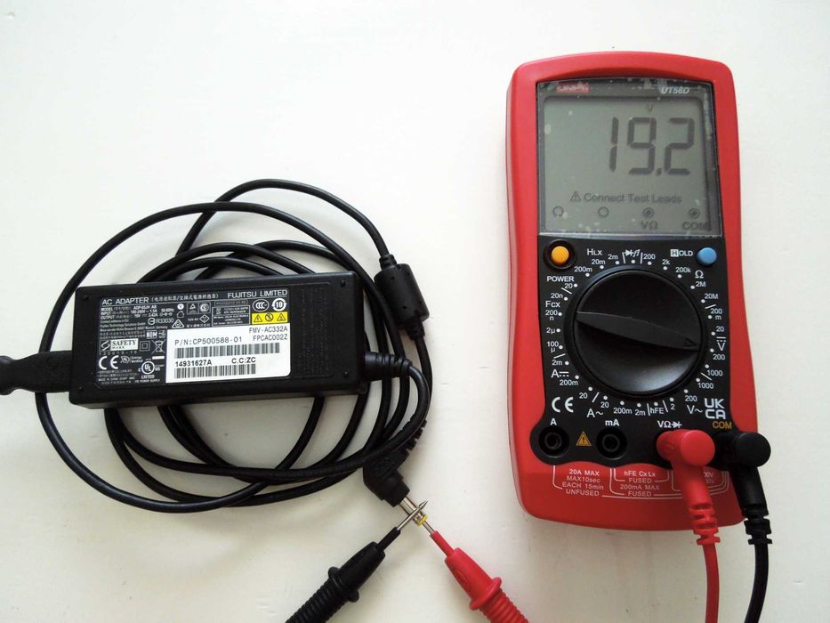 Transformadores: MSI, Toshiba e Fujitsu - preço fixo, desde 15€