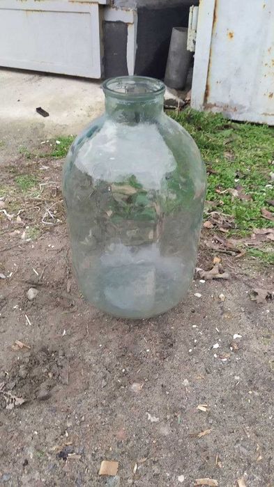Стеклянные бутыли 20л и 10л