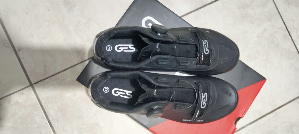Sapatos bicicleta BTT  Ges - Novos