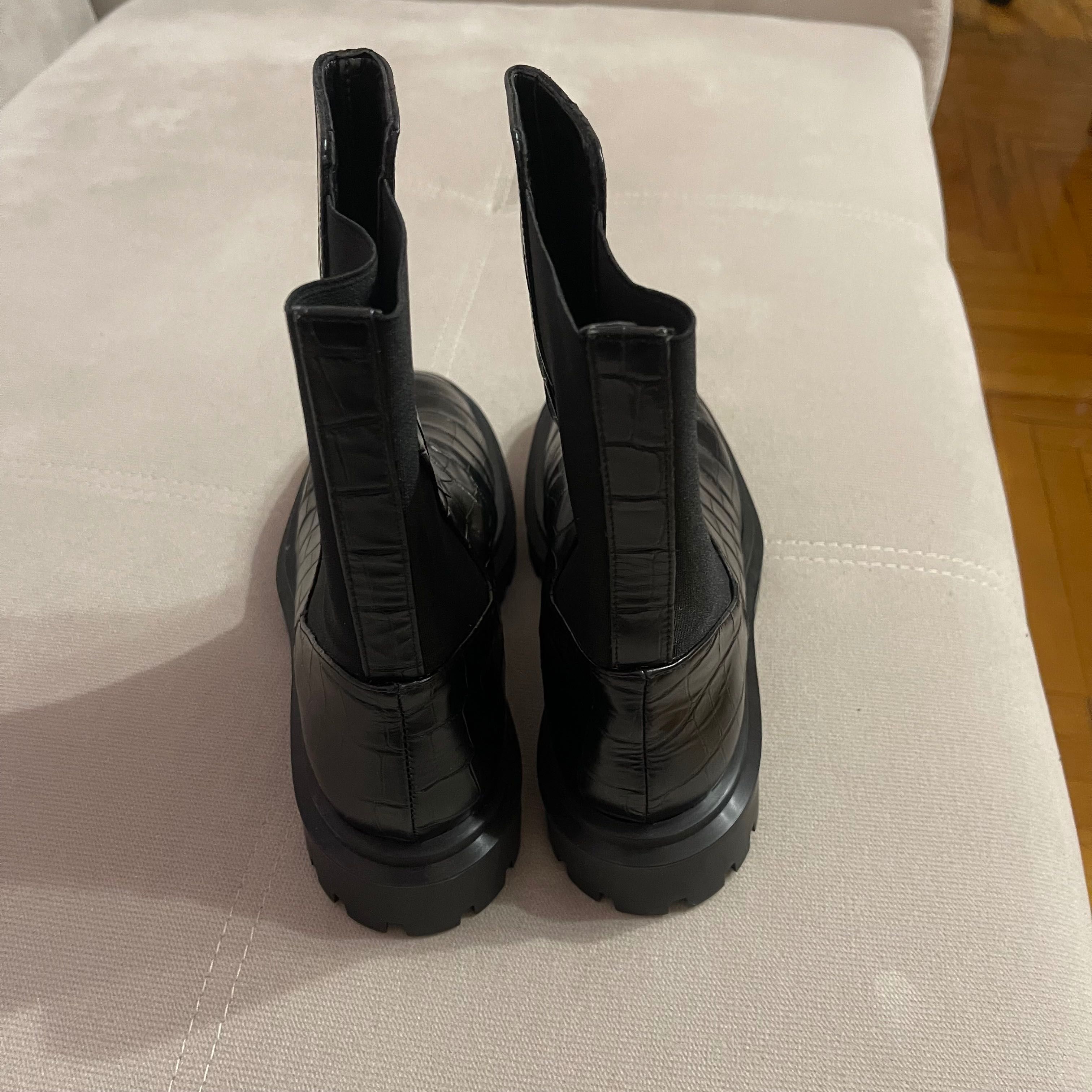 Черевички Stuart Weitzman 38,5