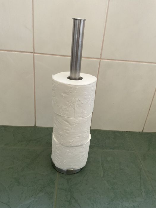 Stojak na papier toaletowy - chromowany