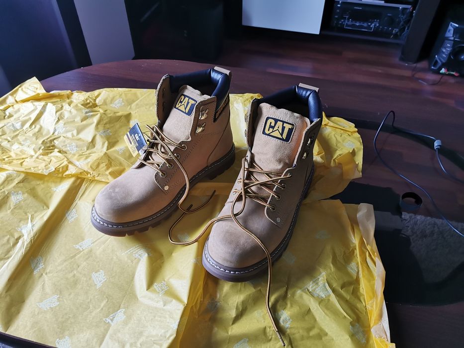 Caterpillar second shift 6" boot