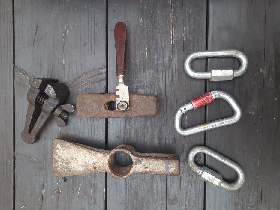 Młotki. kształtki miedziane. ścisk kowalski lutownice