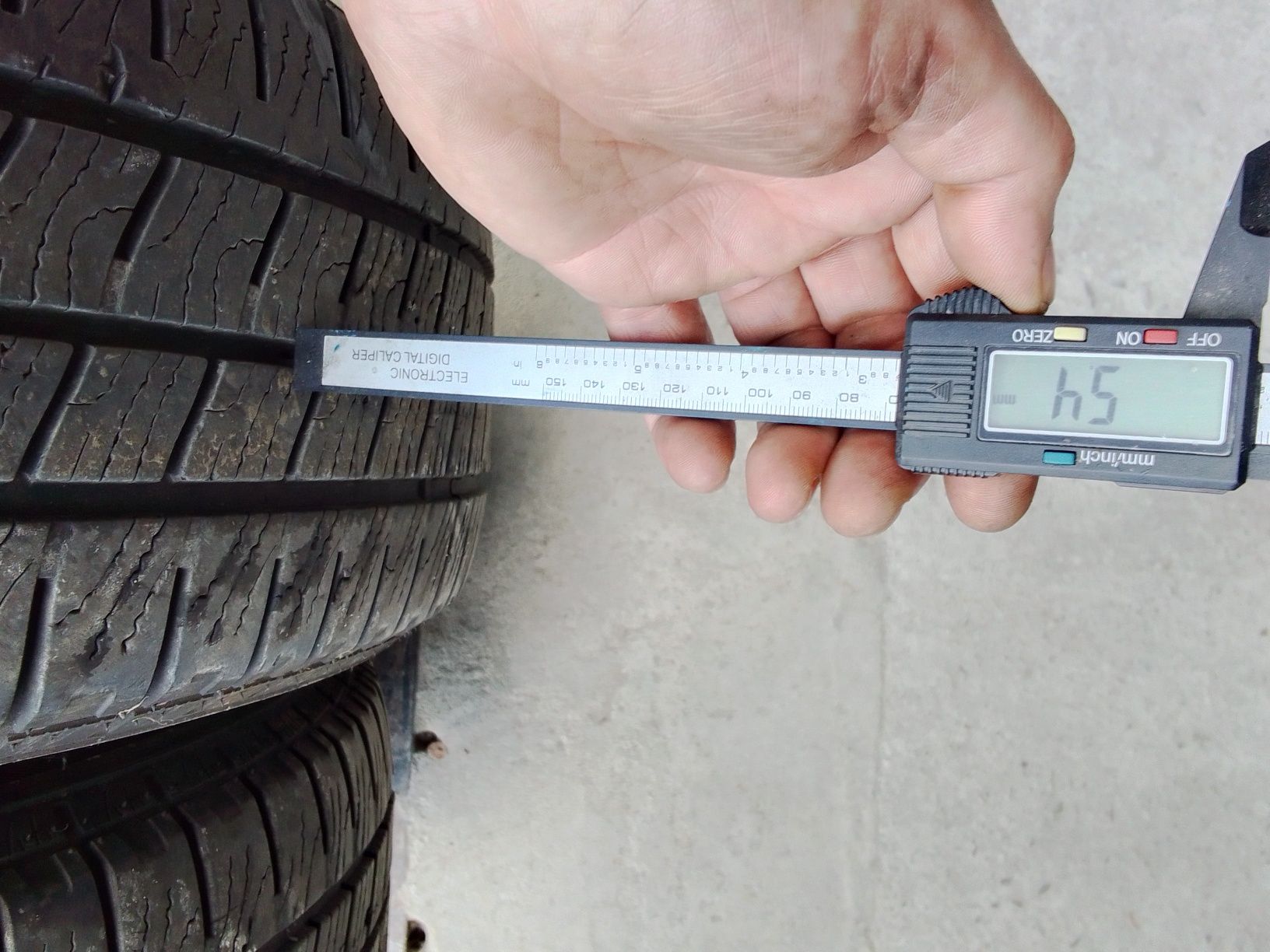 2 Opony zimowe 215/60r17C GOODYEAR 2020r