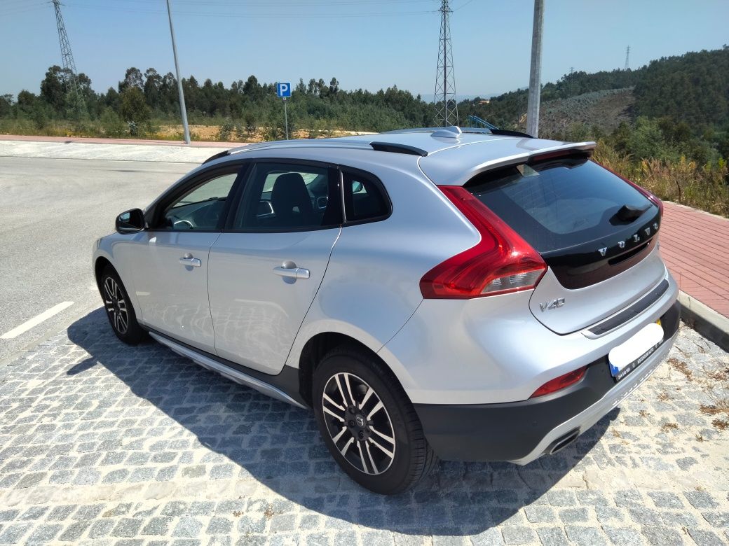 Volvo V40 Cross Country D3