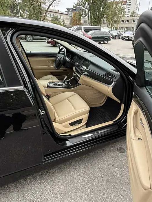 2013 BMW 5 F10 528