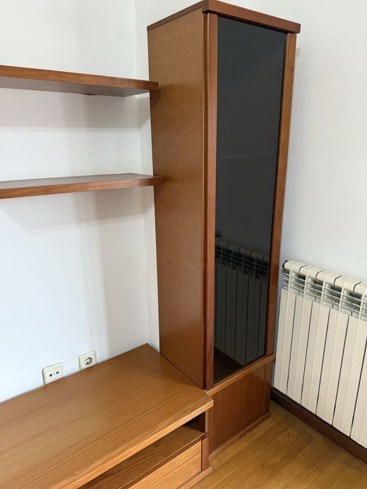 Móvel de Sala Modular em Madeira