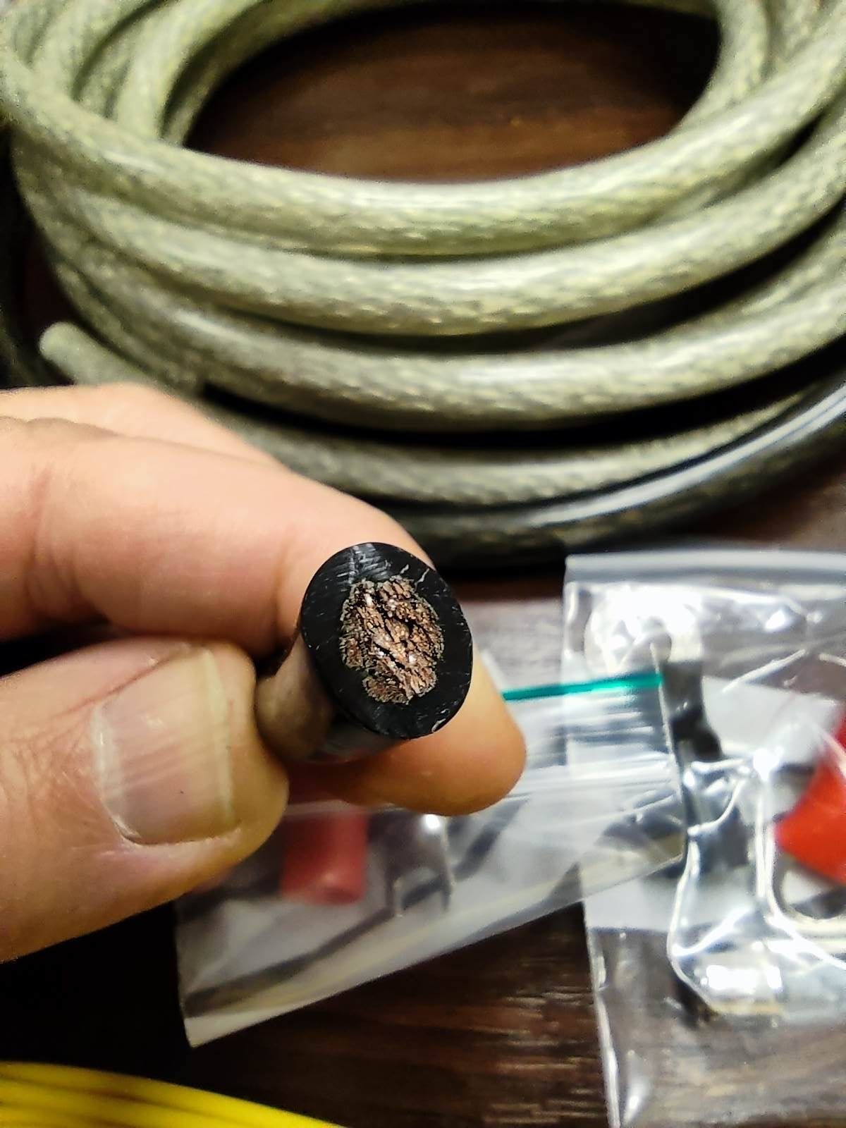 Установчий комплект для підсилювача Signat S104402 4AWG