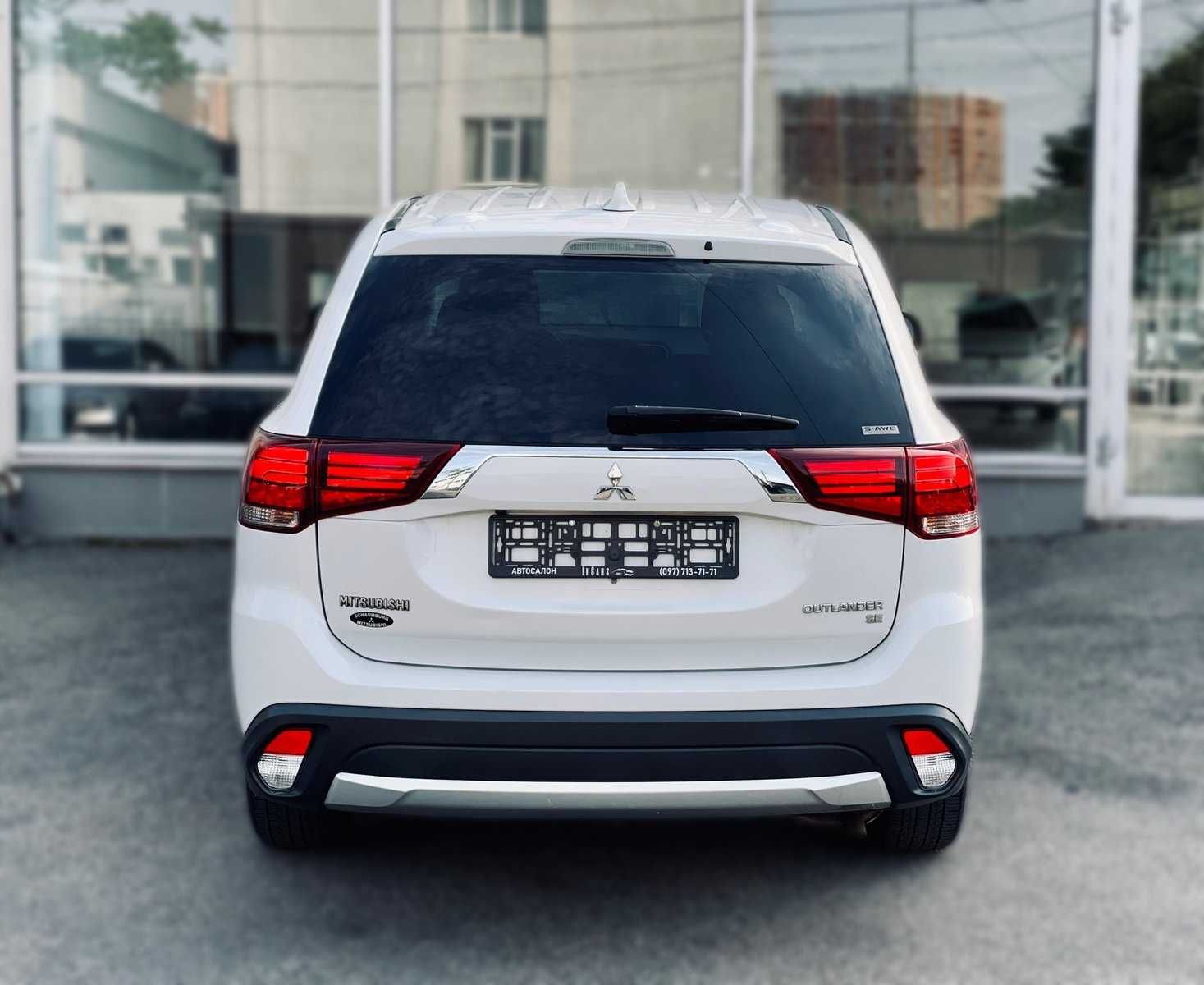 Mitsubishi Outlander SE , 2018 р