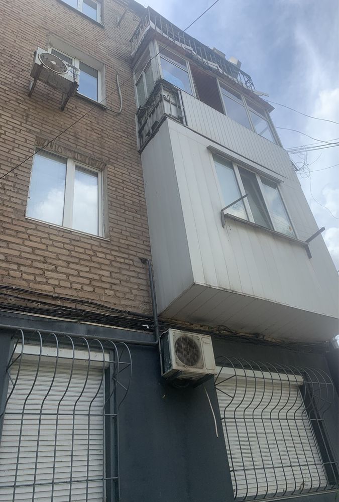 Однокімнатна квартра продаж центр 95 квартал