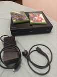 Xbox one - 1TB + 2 jogos + 1 comando