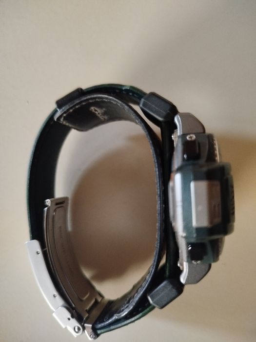 Relógio da marca Casio modelo Protek