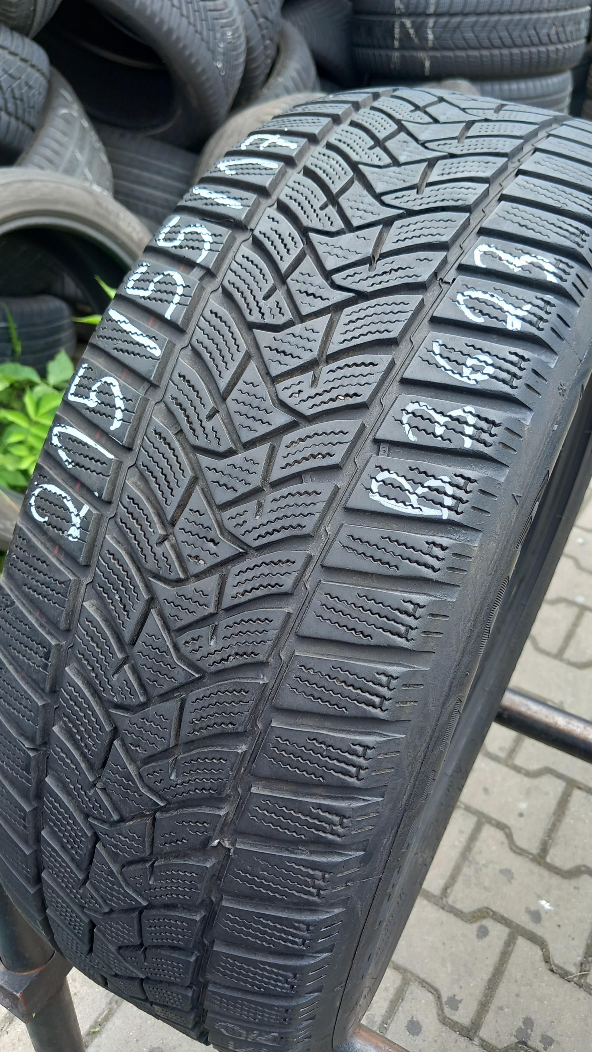 215/55/17 Dunlop Winter Sport 5 98V